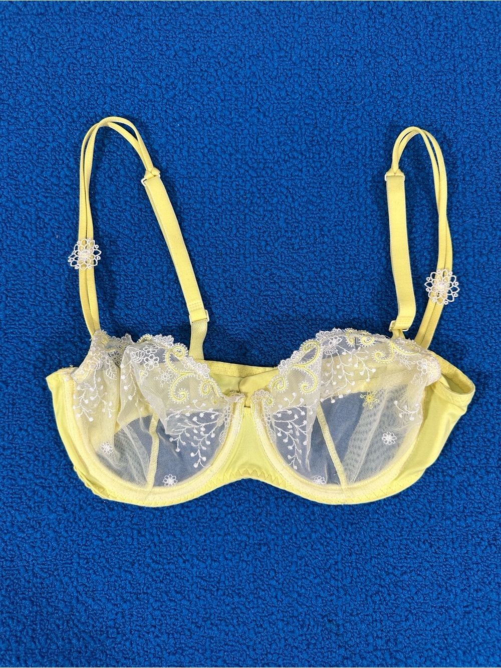Simone Perele Women’s Yellow White Sheer Lace Underwire Bra Size 32D
